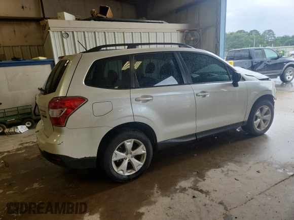 2015 Subaru Forester 2.5i with VIN JF2SJABC4FH823531, listed as a Copart auction lot 61083875 with 151,971 mi miles and Salvage title. Bid and sale history available at DreamBid. Image 3.