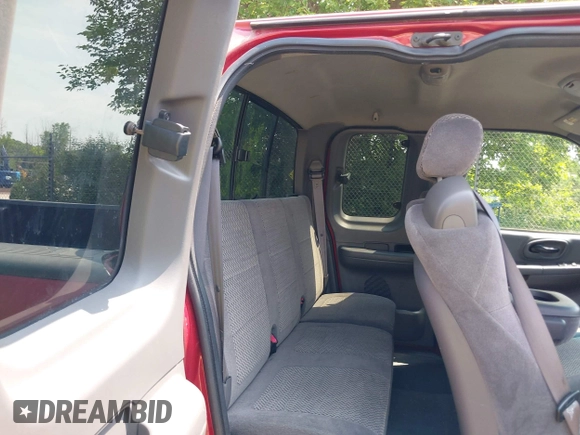 2002 Ford F-150 XL with VIN 1FTRX18L42NA99340, listed as a IAAI auction lot 42641912 with 98,195 mi miles and . Bid and sale history available at DreamBid. Image 8.