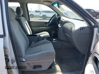 2006 Chevrolet TrailBlazer LS with VIN 1GNDT13S662170413, listed as a IAAI auction lot 42058322 with 1 mi miles. Bid and sale history available at carsss.com. Image 5.