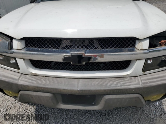 2004 Chevrolet Avalanche Z71 with VIN 3GNEK12T84G205880, listed as a Copart auction lot 60917865 with 235,708 mi miles and Salvage title. Bid and sale history available at DreamBid. Image 11.