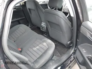 2020 Ford Fusion SE with VIN 3FA6P0LU9LR140840, listed as a IAAI auction lot 42182056 with 35,542 mi miles and . Bid and sale history available at DreamBid. Image 8.