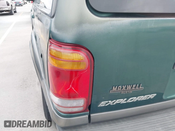 2000 Ford Explorer XLT z VIN 1FMZU63EXYZA22693, wystawiony jako IAAI lot #41350520 z przebiegiem 244 843 mil mil oraz . Historia ofert i sprzedaży dostępna na DreamBid. Obrazek 12.