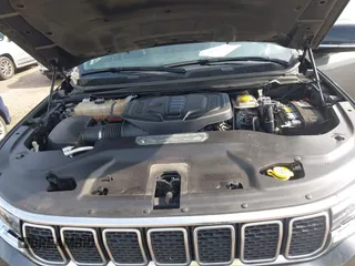 2024 Jeep Wagoneer Series II с VIN 1C4SJRBP8RS177563, выставлен на аукционе IAAI как лот 42506797 с пробегом 27 489 миль миль и . История ставок и продаж доступна на DreamBid. Изображение 10.