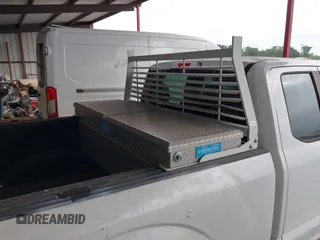 2016 Ford F-150 XL with VIN 1FTEX1CG5GFA63425, listed as a IAAI auction lot 42035342 with 157,943 mi miles and . Bid and sale history available at DreamBid. Image 21.