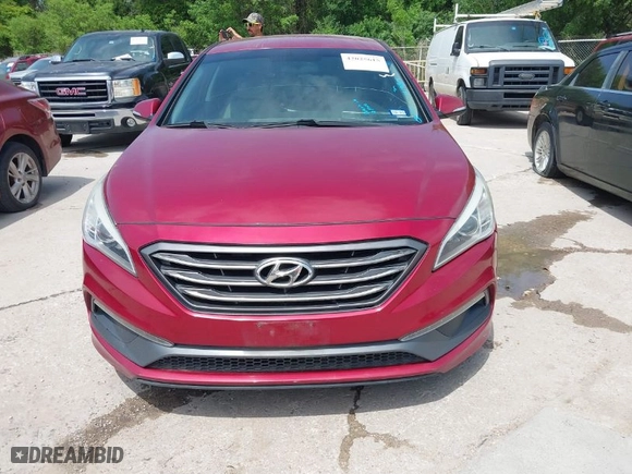 2015 Hyundai Sonata 2.4L Limited with VIN 5NPE34AFXFH112145, listed as a IAAI auction lot 42025615 with 231,496 mi miles. Bid and sale history available at carsss.com. Image 12.