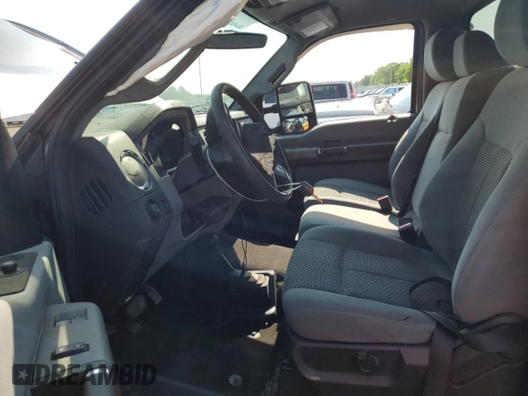 2012 Ford F-350 XL z VIN 1FTRF3B67CEA69199, wystawiony jako Copart lot #59471875 z przebiegiem 117 171 mil mil oraz Czysty tytuł • Clean title. Historia ofert i sprzedaży dostępna na DreamBid. Obrazek 7.