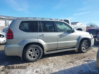 2003 Lexus GX 470 with VIN JTJBT20XX30015034, listed as a IAAI auction lot 41386690 with 234,983 mi miles. Bid and sale history available at carsss.com. Image 13.