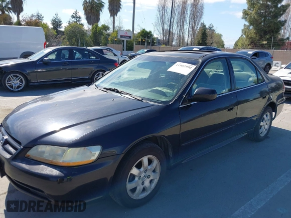 2001 Honda Accord EX z VIN JHMCG66881C015997, wystawiony jako IAAI lot #41902990 z przebiegiem Nie podano mil oraz . Historia ofert i sprzedaży dostępna na DreamBid. Obrazek 6.