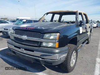 2005 Chevrolet Silverado 1500 LS z VIN 2GCEC13T051219853, wystawiony jako IAAI lot #41124114 z przebiegiem Nie podano mil oraz . Historia ofert i sprzedaży dostępna na DreamBid. Obrazek 2.
