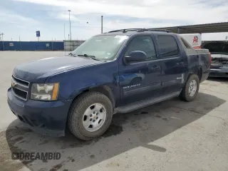2011 Chevrolet Avalanche LS with VIN 3GNMCEE0XBG226650, listed as a Copart auction lot 51014435 with 230,760 mi miles and Clean Title. Bid and sale history available at carsss.com. Image 1.