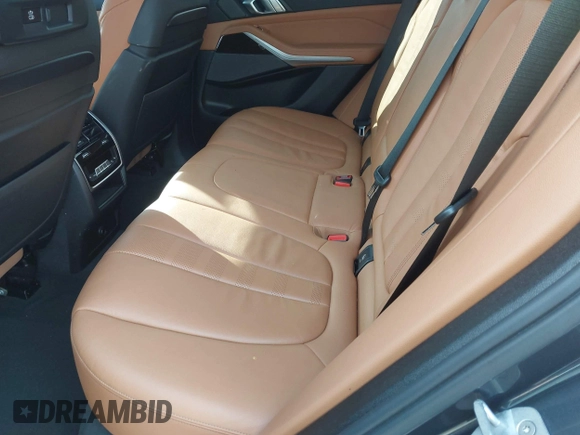 2019 BMW X5 xDrive40i with VIN 5UXCR6C51KLL64523, listed as a IAAI auction lot 42015761 with 90,371 mi miles and . Bid and sale history available at DreamBid. Image 8.