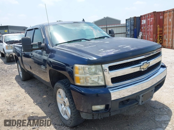 2007 Chevrolet Silverado 1500 1LT with VIN 2GCEC13J971511292, listed as a IAAI auction lot 42181818 with 239,647 mi miles and . Bid and sale history available at DreamBid. Image 1.