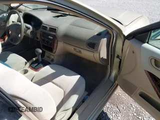 2001 Mitsubishi Galant ES with VIN 4A3AA46G81E126007, listed as a IAAI auction lot 41801501 with 204,733 mi miles. Bid and sale history available at carsss.com. Image 5.