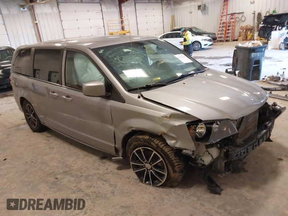 2018 Dodge Grand Caravan SXT z VIN 2C4RDGCG9JR137703, wystawiony jako IAAI lot #41512024 z przebiegiem 113 860 mil mil oraz . Historia ofert i sprzedaży dostępna na DreamBid. Obrazek 1.