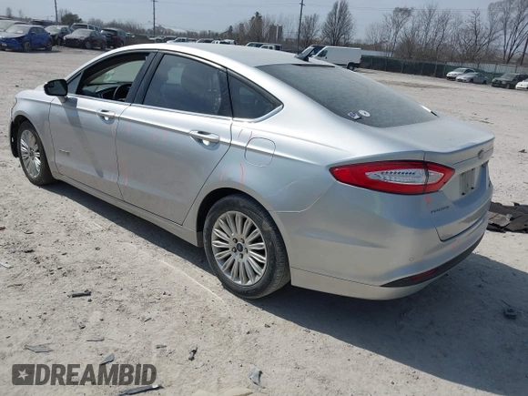 2016 Ford Fusion SE Hybrid with VIN 3FA6P0LU0GR397830, listed as a IAAI auction lot 41785627 with 185,988 mi miles. Bid and sale history available at carsss.com. Image 3.
