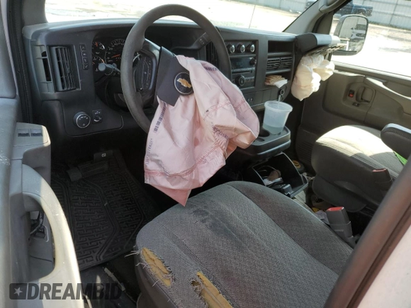 2013 Chevrolet Express Passenger LT with VIN 1GAZG1FG5D1181571, listed as a Copart auction lot 50826845 with 335,540 mi miles and Salvage title. Bid and sale history available at DreamBid. Image 8.