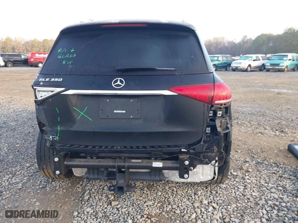 2022 Mercedes-Benz GLE with VIN 4JGFB4JB2NA698359, listed as a IAAI auction lot 41443656 with NaN miles. Bid and sale history available at carsss.com. Image 17.