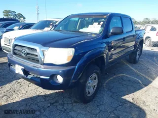 2007 Toyota Tacoma PreRunner with VIN 3TMJU62N57M046807, listed as a IAAI auction lot 41796363 with 171,367 mi miles. Bid and sale history available at carsss.com. Image 17.