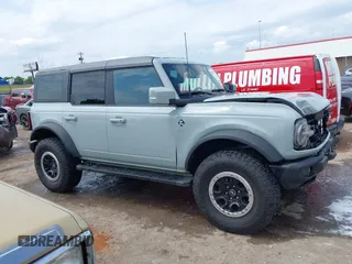 2022 Ford Bronco with VIN 1FMEE5DPXNLA96815, listed as a IAAI auction lot 42333347 with 45,755 mi miles and . Bid and sale history available at DreamBid. Image 13.