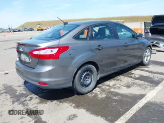 2012 Ford Focus S with VIN 1FAHP3E26CL321687, listed as a IAAI auction lot 42159853 with 139,702 mi miles and . Bid and sale history available at DreamBid. Image 4.