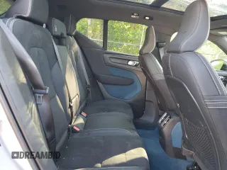 2023 Volvo XC40 Ultimate with VIN YV4ED3UM8P2946867, listed as a Copart auction lot 63029375 with 13,663 mi miles and Salvage title. Bid and sale history available at DreamBid. Image 11.
