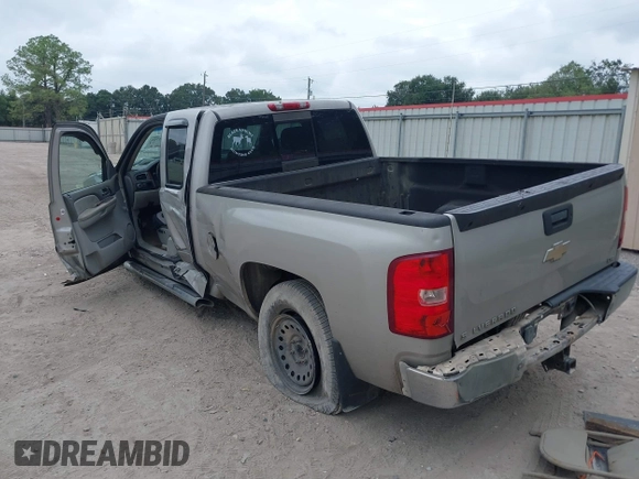 2008 Chevrolet Silverado 1500 1LT with VIN 1GCEC19J68Z269710, listed as a IAAI auction lot 40515761 with 241,686 mi miles and . Bid and sale history available at DreamBid. Image 3.