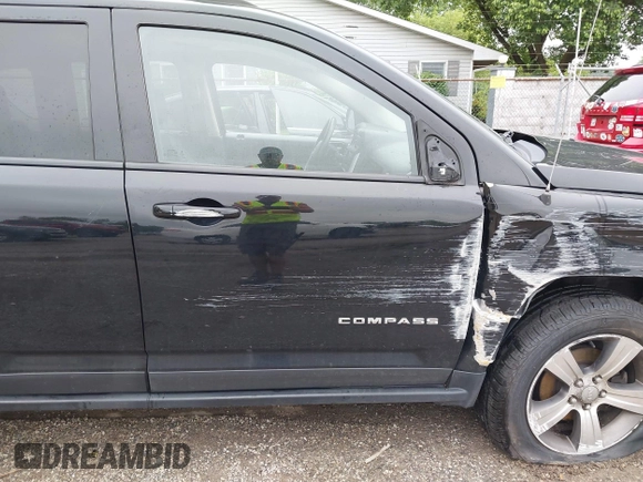 2017 Jeep Compass High Altitude with VIN 1C4NJDEB6HD213625, listed as a IAAI auction lot 42343006 with 75,120 mi miles and . Bid and sale history available at DreamBid. Image 17.