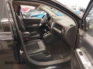 2017 Jeep Compass Latitude with VIN 1C4NJDEB1HD125176, listed as a IAAI auction lot 41321936 with 71,822 mi miles and . Bid and sale history available at DreamBid. Image 5.