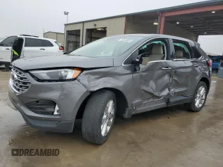 2022 Ford Edge Titanium with VIN 2FMPK4K92NBA94671, listed as a Copart auction lot 43396135 with 71,288 mi miles and Clean Title. Bid and sale history available at carsss.com. Image 1.