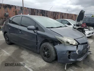 2013 Toyota Prius One z VIN JTDKN3DU1D5688821, wystawiony jako Copart lot #53647715 z przebiegiem 200 559 mil mil oraz Szkoda całkowita • Salvage title. Historia ofert i sprzedaży dostępna na DreamBid. Obrazek 4.