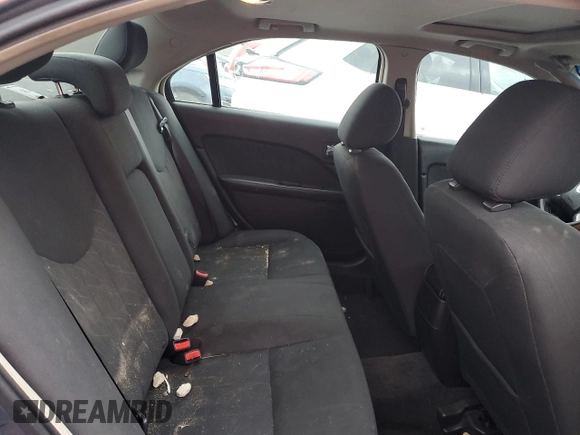 2011 Mercury Milan with VIN 3MEHM0HA8BR601629, listed as a Copart auction lot 81978144 with 207,792 mi miles and Salvage Title. Bid and sale history available at carsss.com. Image 10.