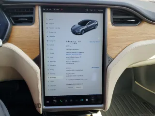 2018 Tesla Model S 75D with VIN 5YJSA1E28JF262521, listed as a Copart auction lot 43563035 with 48,377 mi miles and Salvage Title. Bid and sale history available at DreamBid. Image 9.