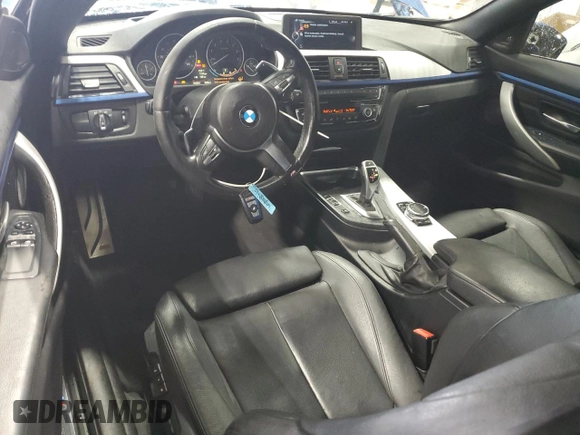 2014 BMW 4 Series 435i xDrive z VIN WBA3R5C59EK188095, wystawiony jako Copart lot #58068705 z przebiegiem 102 884 mil mil oraz Szkoda całkowita • Salvage title. Historia ofert i sprzedaży dostępna na DreamBid. Obrazek 8.
