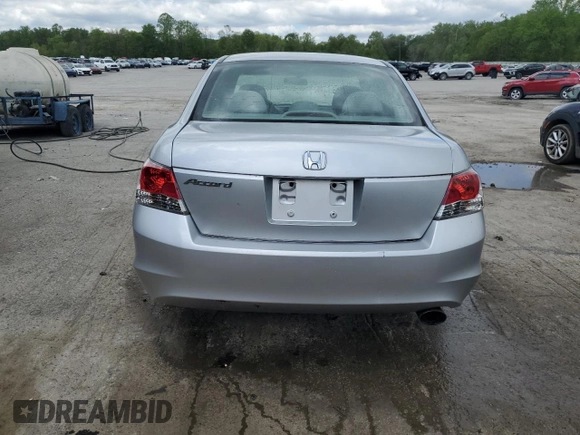 2009 Honda Accord LX-P z VIN 1HGCP26449A176993, wystawiony jako Copart lot #56486055 z przebiegiem 131 113 mil mil oraz Szkoda całkowita • Salvage title. Historia ofert i sprzedaży dostępna na DreamBid. Obrazek 6.