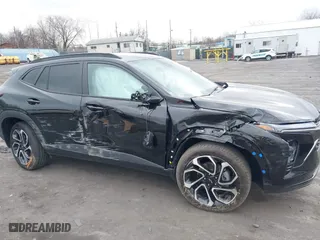2025 Chevrolet Trax 2RS with VIN KL77LJEP8SC142306, listed as a IAAI auction lot 41882907 with 3,831 mi miles. Bid and sale history available at carsss.com. Image 6.