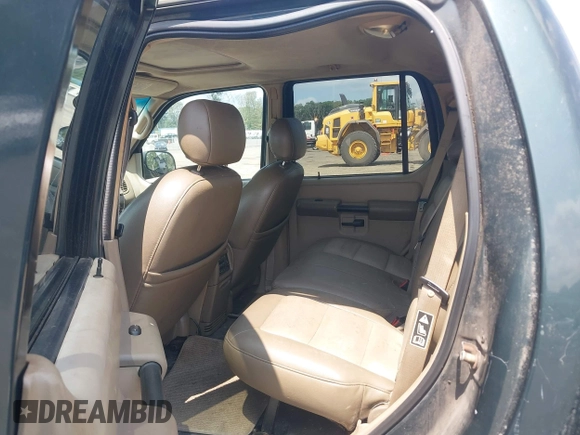 2003 Ford Explorer Sport Trac XLS with VIN 1FMZU77E93UA70739, listed as a IAAI auction lot 42747748 with 112,869 mi miles and . Bid and sale history available at DreamBid. Image 8.