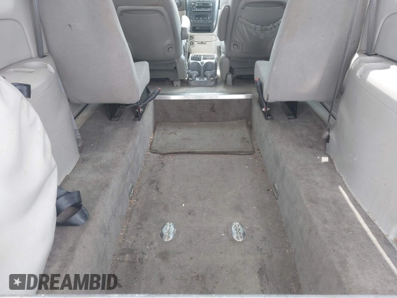 2005 Dodge Caravan SXT с VIN 2D4GP44L05R496990, выставлен на аукционе IAAI как лот 42661030 с пробегом 161 254 миль миль и . История ставок и продаж доступна на DreamBid. Изображение 13.