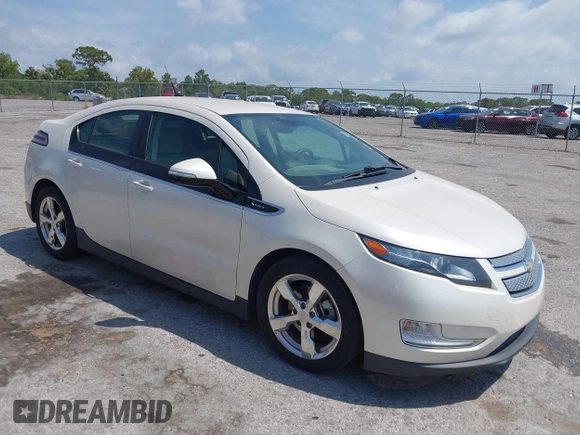 2014 Chevrolet Volt with VIN 1G1RB6E4XEU152117, listed as a IAAI auction lot 42107089 with 130,376 mi miles and . Bid and sale history available at carsss.com. Image 1.