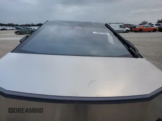 2024 Tesla Cybertruck Cyberbeast z VIN 7G2CEHEE4RA032024, wystawiony jako Copart lot #79507994 z przebiegiem 7882 mil mil oraz Tytuł czysty. Historia ofert i sprzedaży dostępna na DreamBid. Obrazek 12.