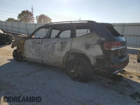 2022 Volkswagen Atlas SEL with VIN 1V2BP2CA6NC509860, listed as a Copart auction lot 77381644 with Not provided miles and Salvage title. Bid and sale history available at DreamBid. Image 2.