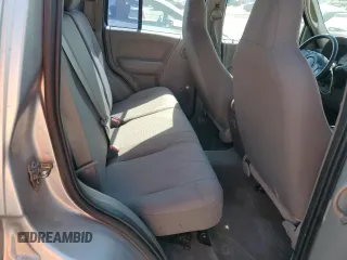 2003 Jeep Liberty Sport with VIN 1J4GK48K73W725175, listed as a Copart auction lot 53801155 with 104,727 mi miles and Salvage Title. Bid and sale history available at DreamBid. Image 11.