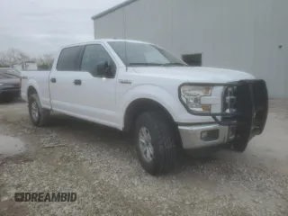 2016 Ford F-150 XLT with VIN 1FTFW1EF0GKE19752, listed as a Copart auction lot 44525105 with 107,496 mi miles and Salvage Title. Bid and sale history available at carsss.com. Image 4.