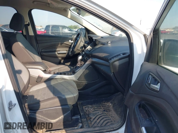 2016 Ford Escape SE z VIN 1FMCU0GXXGUC13444, wystawiony jako IAAI lot #39566364 z przebiegiem 162 059 mil mil oraz . Historia ofert i sprzedaży dostępna na DreamBid. Obrazek 5.