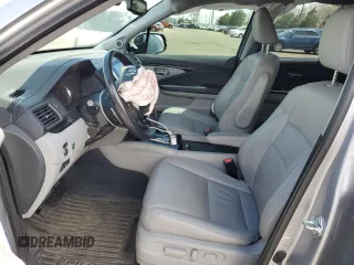 2016 Honda Pilot Elite with VIN 5FNYF6H05GB120106, listed as a Copart auction lot 49559524 with 104,682 mi miles and Salvage Title. Bid and sale history available at carsss.com. Image 7.
