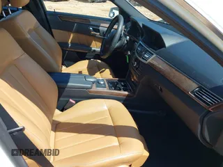 2011 Mercedes-Benz E 350 Luxury с VIN WDDHF5GB6BA467562, выставлен на аукционе IAAI как лот 42461058 с пробегом 113 782 миль миль и . История ставок и продаж доступна на DreamBid. Изображение 5.