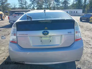 2011 Toyota Prius I with VIN JTDKN3DU5B0289274, listed as a IAAI auction lot 40934391 with 98,154 mi miles. Bid and sale history available at carsss.com. Image 16.
