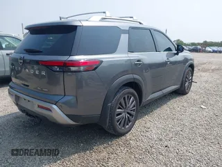 2022 Nissan Pathfinder SL with VIN 5N1DR3CD9NC262513, listed as a IAAI auction lot 42400791 with 46,587 mi miles and . Bid and sale history available at DreamBid. Image 4.