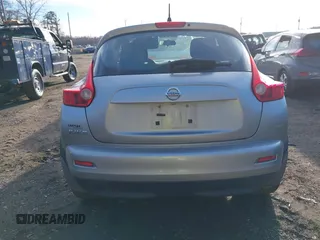 2011 Nissan Juke SL with VIN JN8AF5MV8BT023392, listed as a IAAI auction lot 40936252 with 1 mi miles. Bid and sale history available at carsss.com. Image 16.