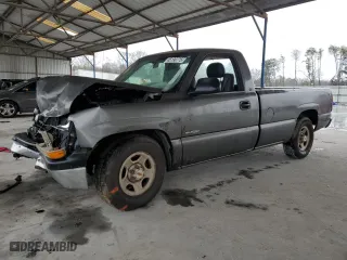 2000 Chevrolet Silverado 1500 with VIN 1GCEC14W0YE136208, listed as a Copart auction lot 45190775 with 152,016 mi miles and Salvage Title. Bid and sale history available at carsss.com. Image 1.