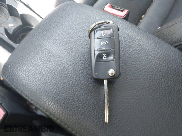 2014 Volkswagen Jetta TDI w/Sunroof z VIN 3VWPL7AJ3EM627363, wystawiony jako IAAI lot #42122688 z przebiegiem 95 379 mil mil oraz . Historia ofert i sprzedaży dostępna na DreamBid. Obrazek 11.